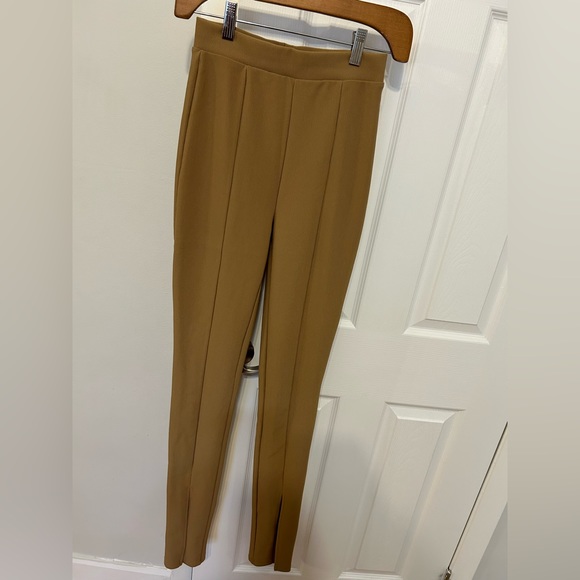 Zara Front slit ribbed high waisted leggings. Size S. - Picture 2 of 4
